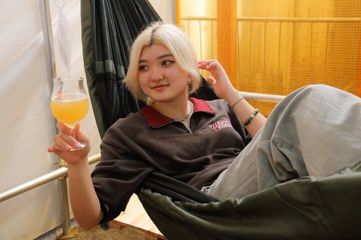 Urban camping at Shinjuku Kabukicho 【BBQ】w/ Local Guide — photo 2