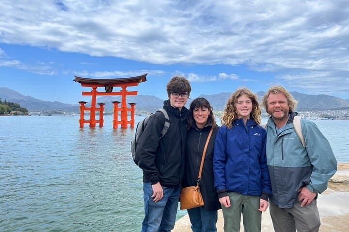 Hiroshima & Miyajima Private Custom Tour with Local Guide — photo 6