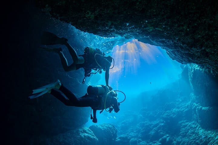 Blue Cave Introductory Dive–Private Guide, Boat Tour&Free Photos — photo 14
