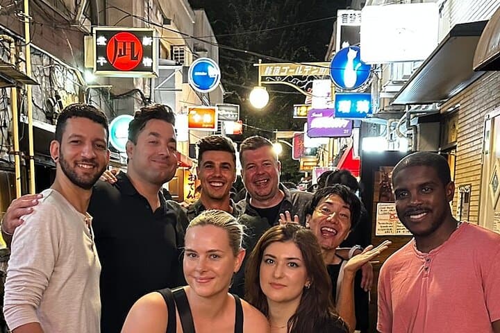 Takoyaki Party & Shinjuku Night Tour in Tokyo ※Unlimited Drinks — photo 15