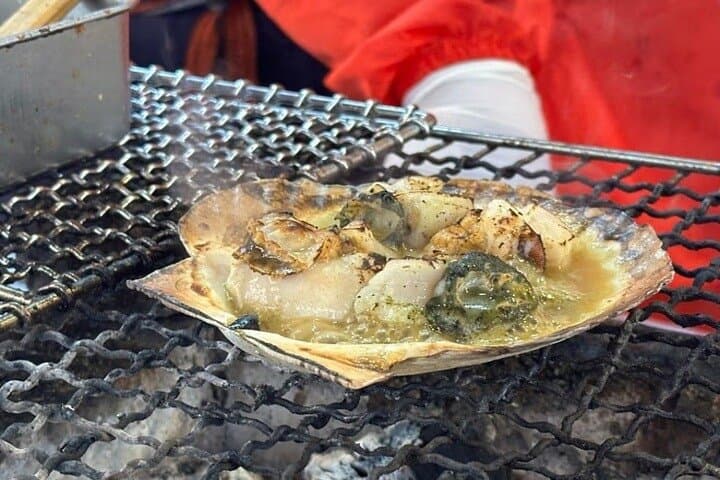 Skip the Line: Tsukiji Market Food Tour with Local Tastings — photo 7