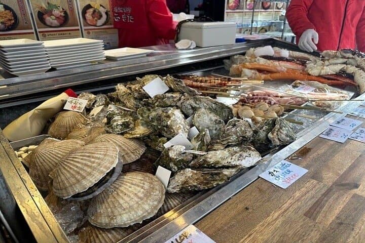 Skip the Line: Tsukiji Market Food Tour with Local Tastings — photo 8