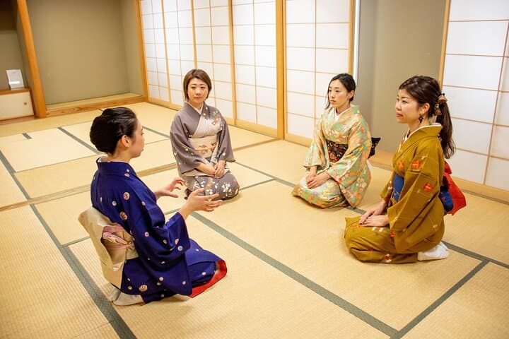 Authentic Japanese Dance Experience in Kyoto — photo 6
