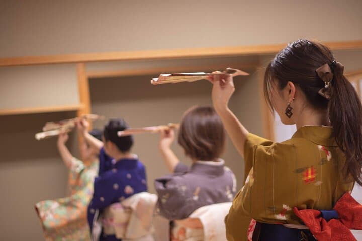 Authentic Japanese Dance Experience in Kyoto — photo 10
