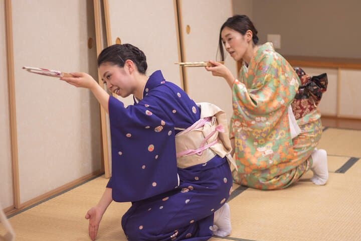 Authentic Japanese Dance Experience in Kyoto — photo 11