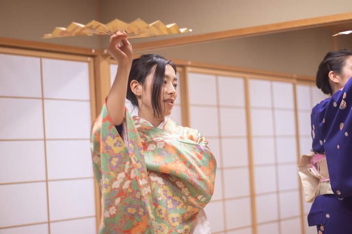 Authentic Japanese Dance Experience in Kyoto — photo 12