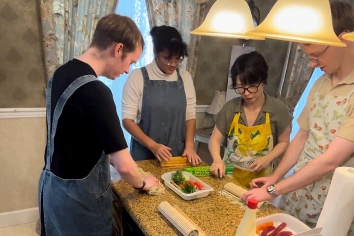 Let's make Roll sushi and Tempura at a local Tokyo home！ — photo 13