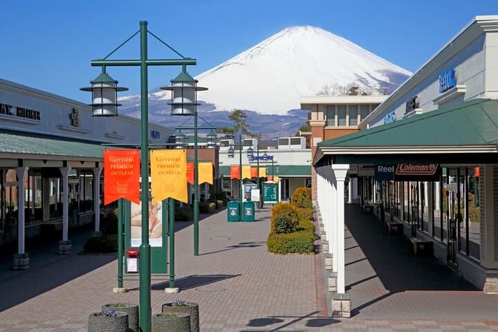 Shirakawago, Takayama, Mt.Fuji 3 Day Bus Tour from Osaka to Tokyo — photo 14