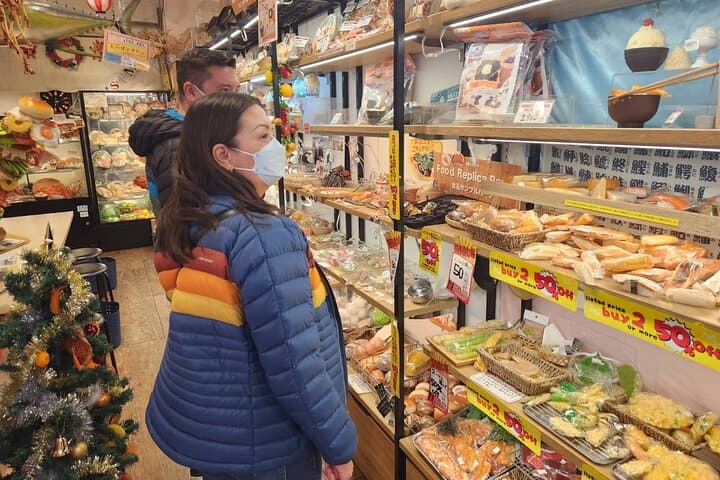 Osaka Alive Hidden Markets & Iconic Sights Tailored Guided Tour