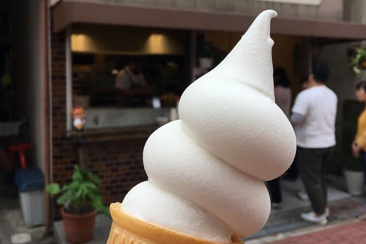Otaru Private 4hr Walking Tour: Tailored for You — photo 11