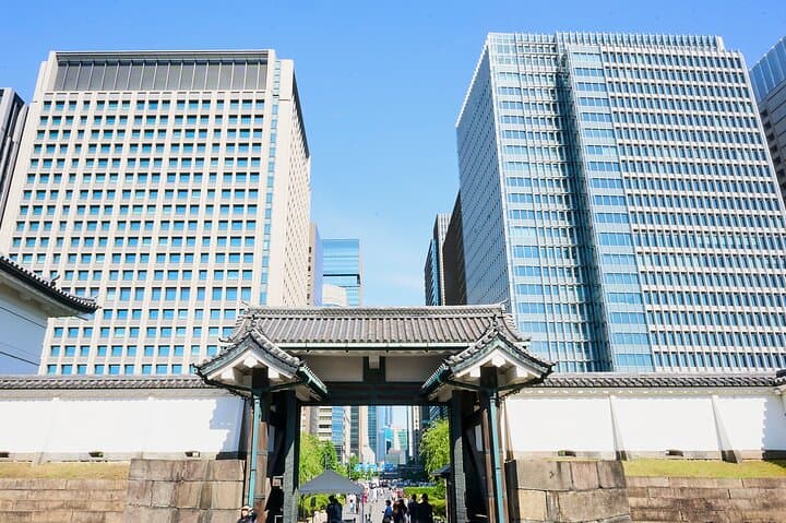 Tokyo Castle & Imperial PalaceーShogun Walking Tour — photo 7