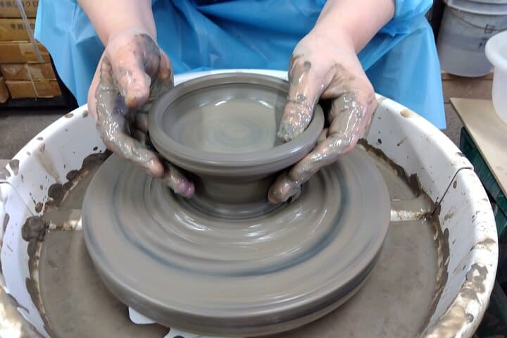 Standard Electric Potter's Wheel Experience — photo 7