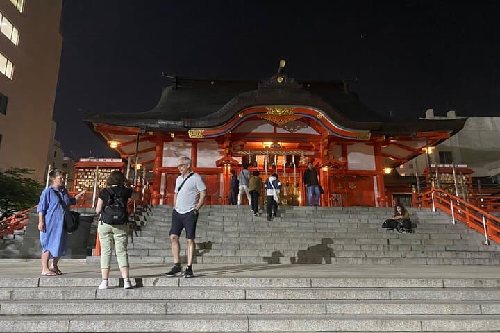 Shinjuku Night Walking Tour with Japanese Tokyo local — photo 1