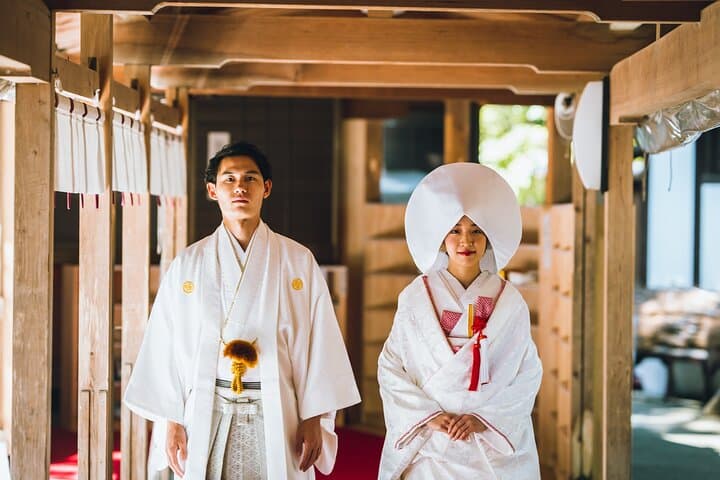 Casual Japanese Bride and Groom Kimono Fitting Experience — photo 3