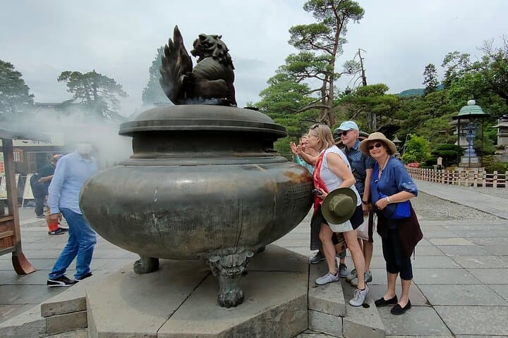 Nagano Zenkoji Temple and Sake Tasting Private Tour from Tokyo — photo 4