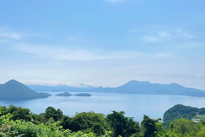 Noboribetsu and Toyako Wonders Hot Springs Farms and Scenic Spots — photo 11