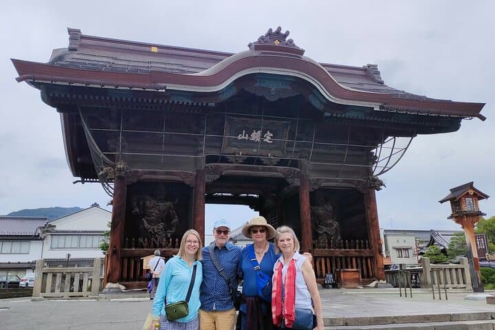 Nagano Zenkoji Temple and Sake Tasting Private Tour from Tokyo — photo 2