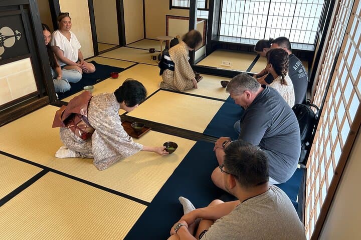 Tea Museum Shizuoka and Horaibashi Bridge Guided Tour — photo 9