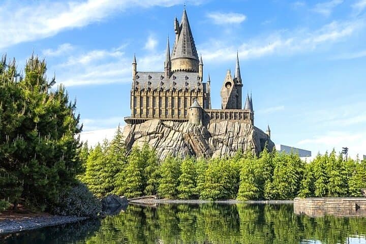 One-way ride from central Osaka to Universal Studios Japan — photo 3