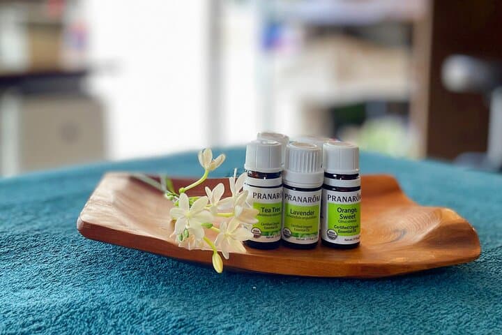 90-Minute Japanese Botanical Oil Massage — photo 3
