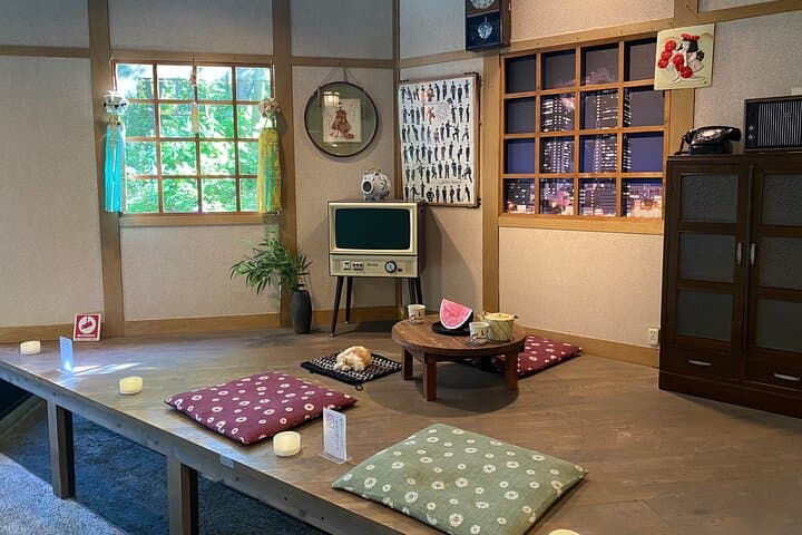 Osaka Stroll Retro Cafes and Timeless Sights — photo 20