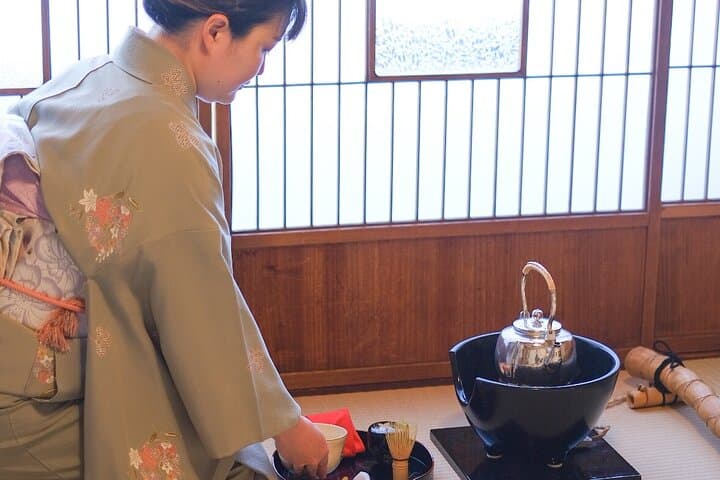 Experience Tea Ceremony at a Traditional Japanese Inn — photo 8