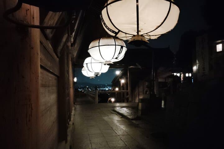 Nara: Discover Timeless Beauty in a Peaceful Night Stroll — photo 15