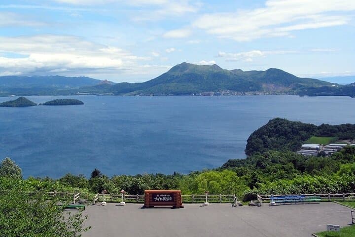 Mount Usu and Lake Toya Day Tour from Sapporo — photo 3