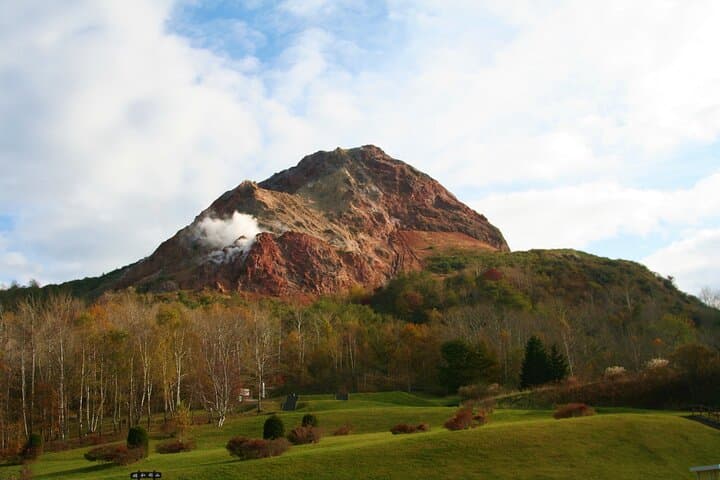 Mount Usu and Lake Toya Day Tour from Sapporo — photo 5