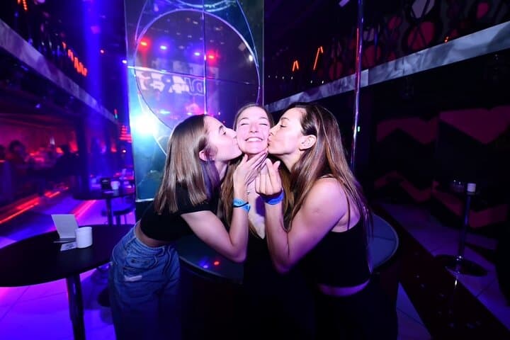 Osaka Dotonbori CHEVAL Nightclub VIP Package for Foreign — photo 13