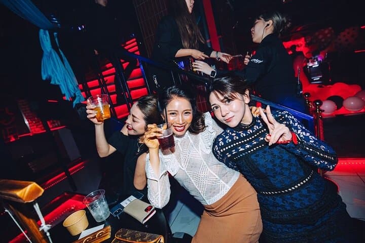 Osaka Dotonbori CHEVAL Nightclub VIP Package for Foreign — photo 16