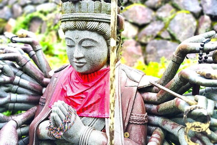 Nara: Discover a Giant Stone Buddha in the Forest Hills — photo 8