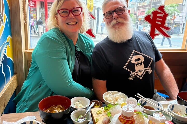Food and Hidden Gems Tour in Shimbashi with a Private Local Guide — photo 4