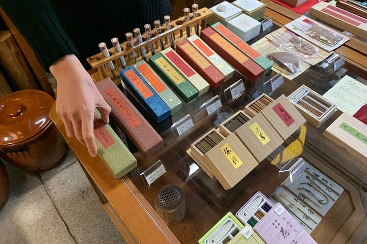 Kyoto Incense Making Workshop at Tenkodo Sagano Arashiyama — photo 6