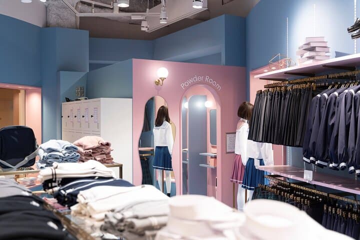 Japanese High School Girl Uniform Rental Near Tokyo Disneyland — photo 7