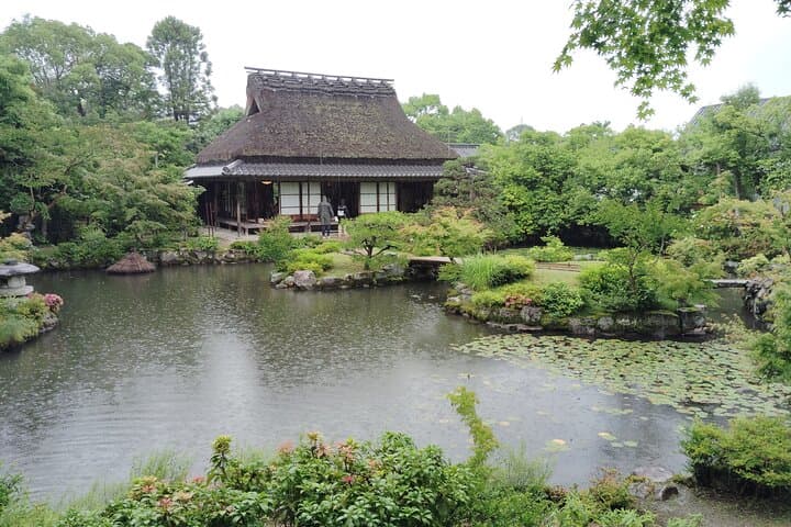 Nara: Isuien Garden Tour with Matcha Tea Experience — photo 10