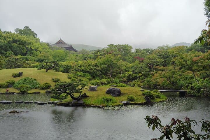 Nara: Isuien Garden Tour with Matcha Tea Experience — photo 12