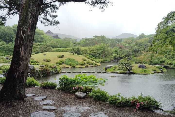 Nara: Isuien Garden Tour with Matcha Tea Experience — photo 15