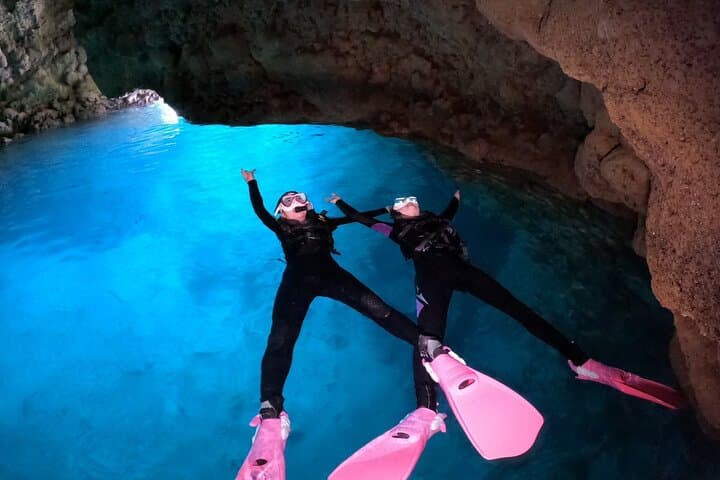 AO Exclusive: Private Blue Cave Snorkeling — photo 9