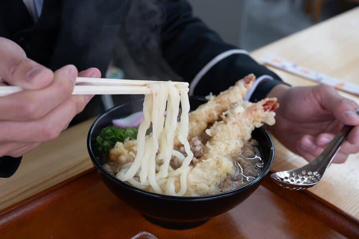 Rent a bicycle Tour around udon restaurants with an electrically assisted e-bike!Here are some of the Recommendation by udon taxi drivers! — photo 5