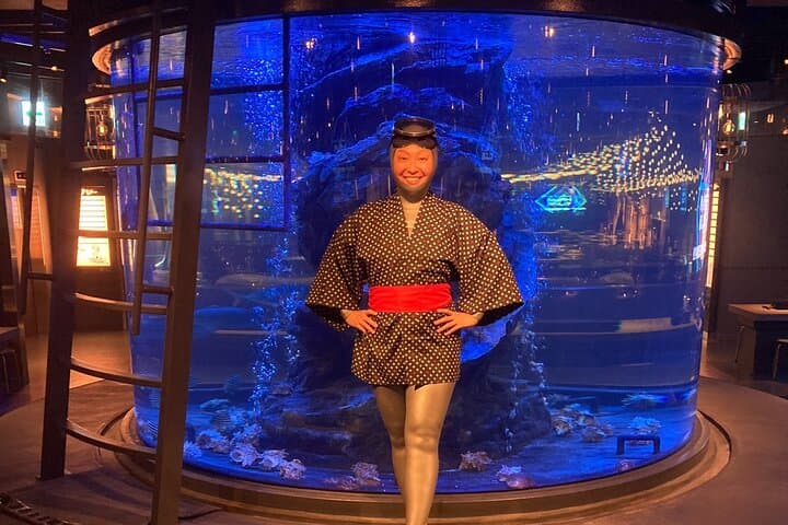 Unique Tokyo Dining Experience with Live Ama Diving — photo 2