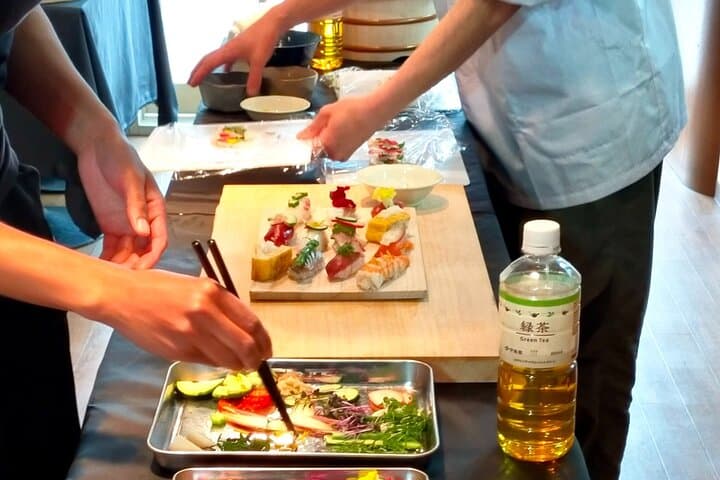 Private Session: Sushi Art (making) & Maki Sushi Class — photo 19