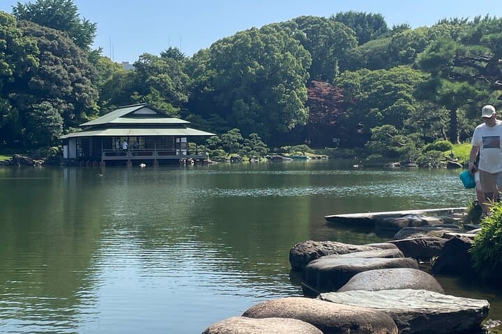 Morning riverside jog tour of Tokyo hidden gems — photo 2