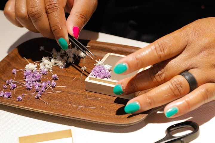 Experience Crafting a Flower Adorned Miniature Japanese Garden — photo 7