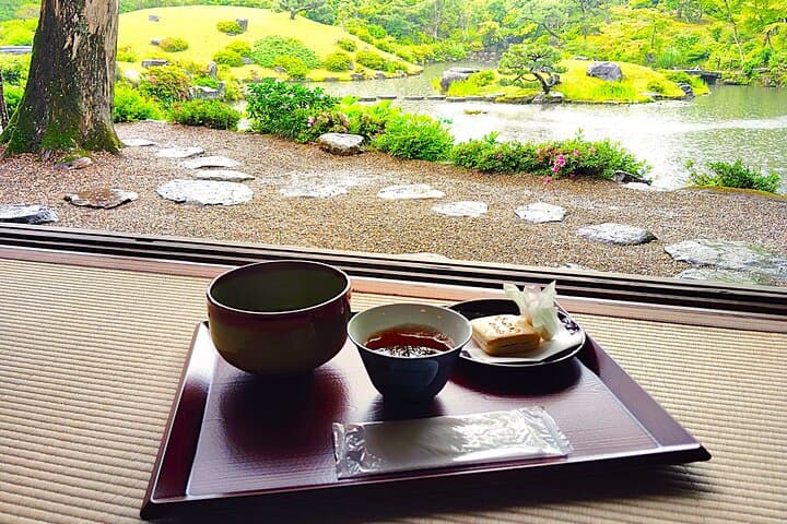 Nara: Yoshikien and Isuien Gardens Tour with Tea Tasting — photo 7