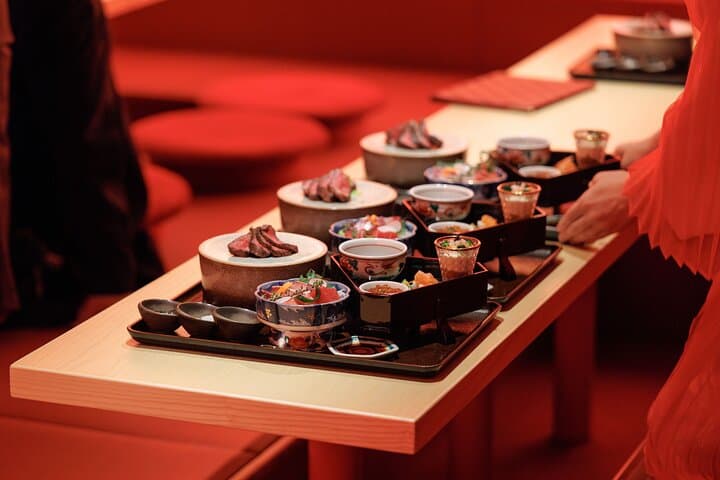 Tokyo 6hr Private Guided Tour and Geisha Performance & Dinner — photo 10