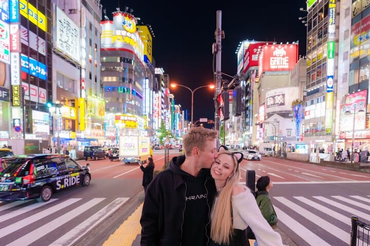 Tokyo Night Photoshoot in Shinjuku with Award-Winning Pro Gota — photo 6