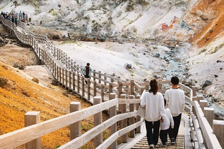 Hokkaido Day Tour Lake Toya, Hell Valley, and Mount Yotei Views — photo 2
