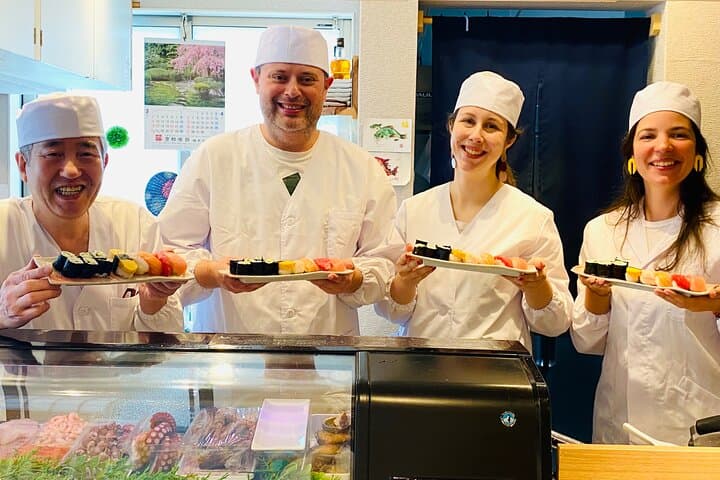 Explore Kanazawa with Sushi Making Experience
