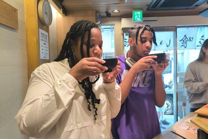 A Bite of Kyoto After Dark Walking Tour for Food Lovers By Guide — photo 6